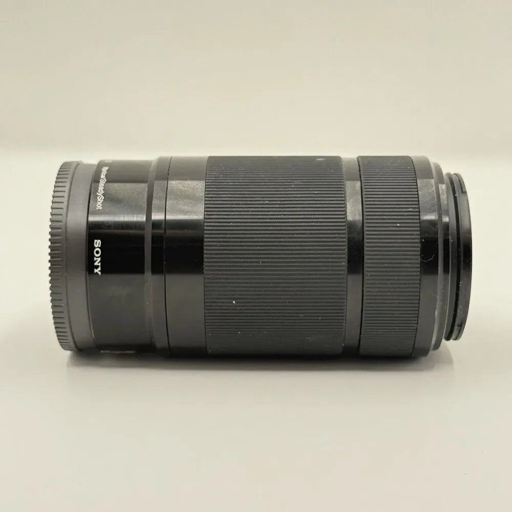 Sony E 55 210mm F4.5 6.3 OSS Zoom Lens SEL55210 Black Box Hood